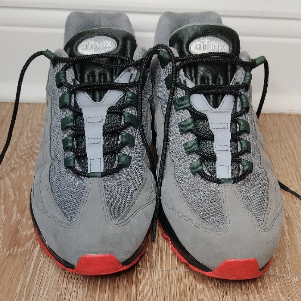 Nike Gray and Green Sneakers
